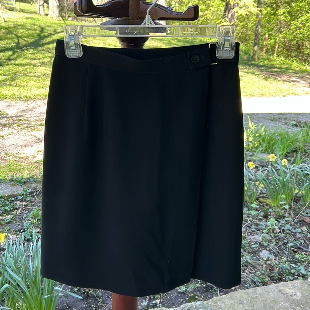 Harold’s Black Wrap around Skirt size 4